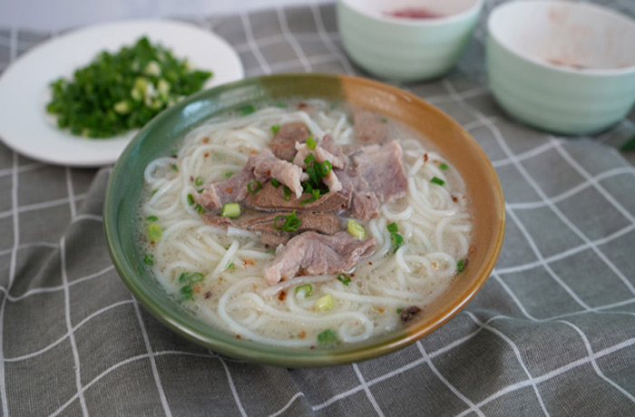 沁园街道原味汤粉王培训